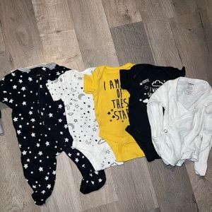 Gerber preemie 5 piece bundle